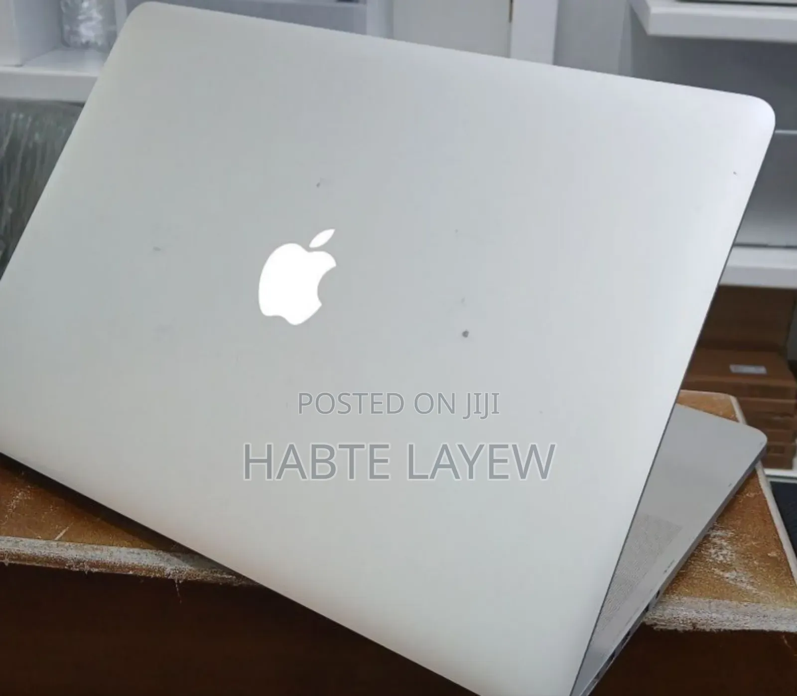 New Laptop Apple MacBook 2015 16GB Intel Core I7 SSD 256GB