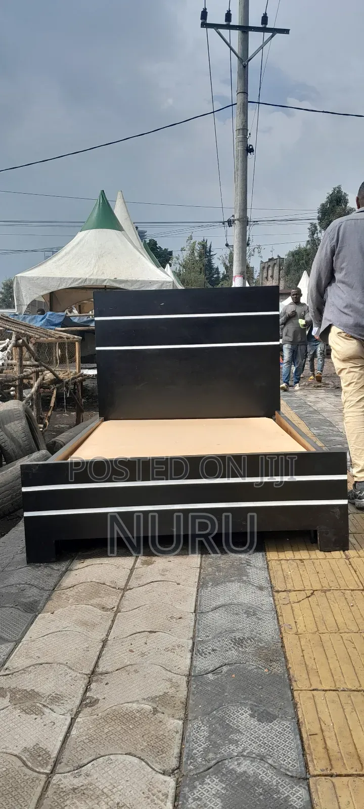 አልጋ 1 ከ 20 በጥራት