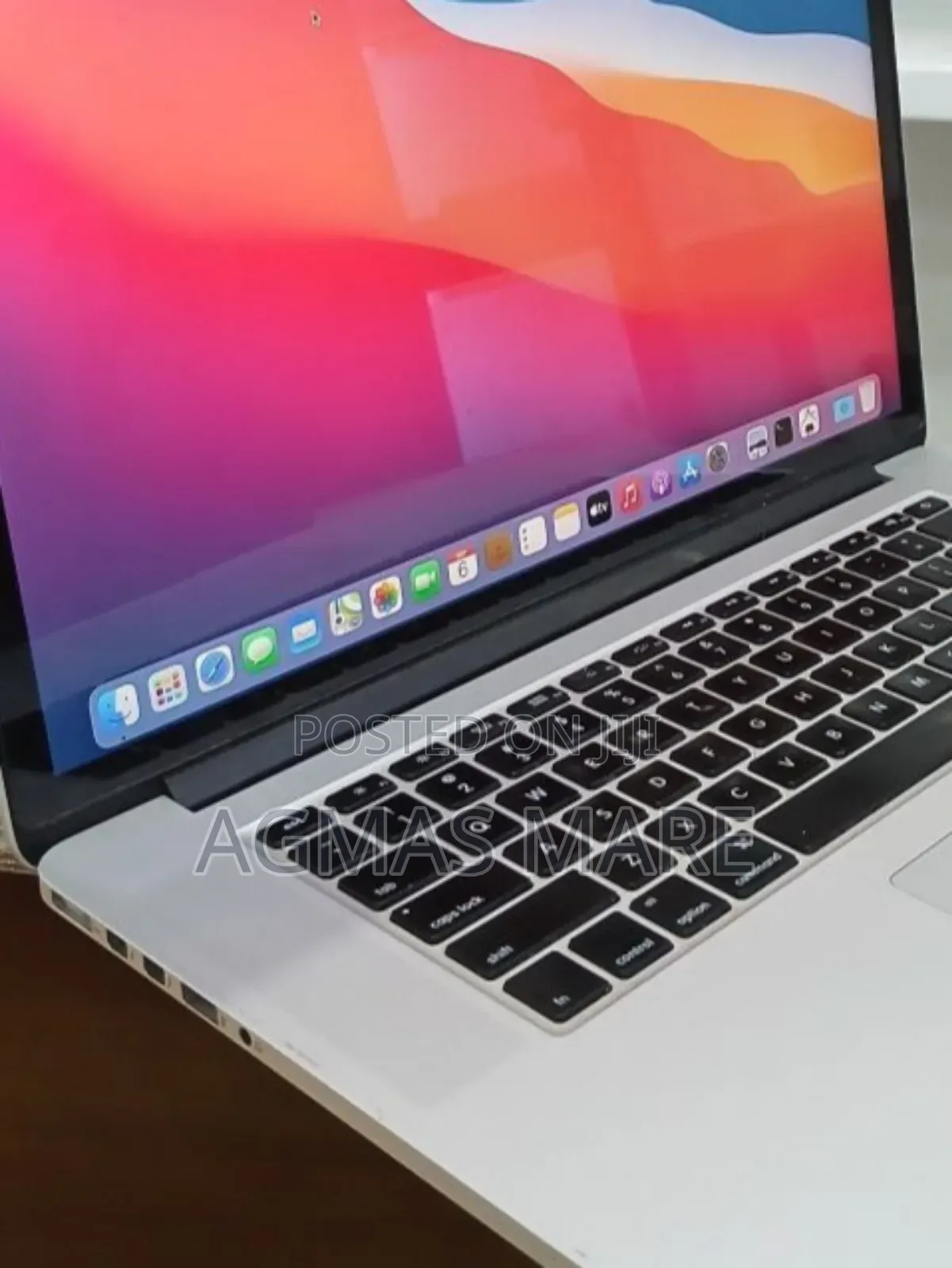 New Laptop Apple MacBook Pro 2015 16GB Intel Core I7 SSD 256GB