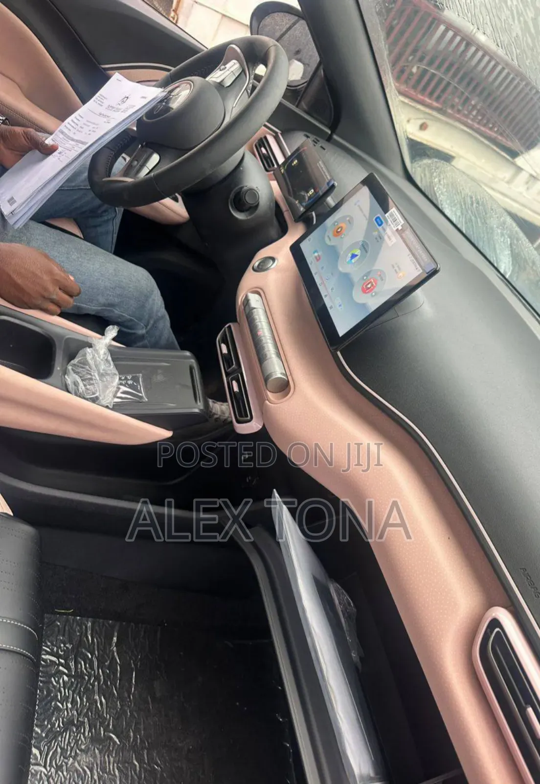 New BYD Seagull 2024 Off white