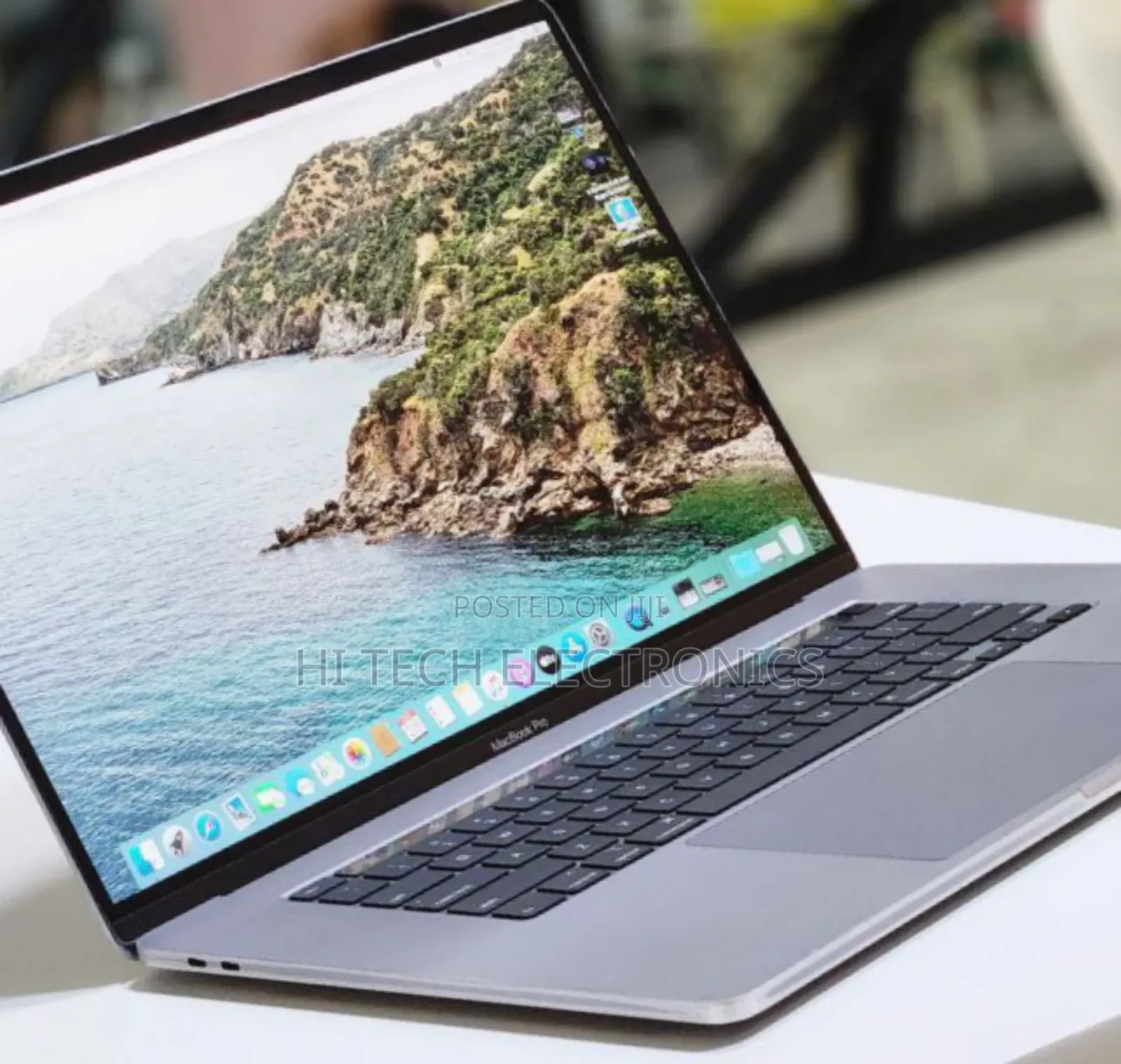 New Laptop Apple MacBook Pro 2019 32GB Intel Core I9 SSD 1T