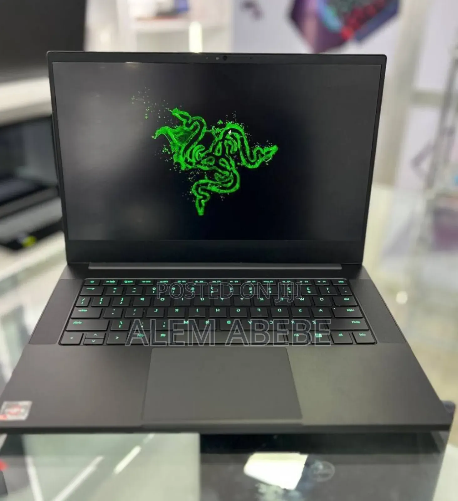 New Laptop Razer Blade 16GB AMD Ryzen 7 SSD 1T