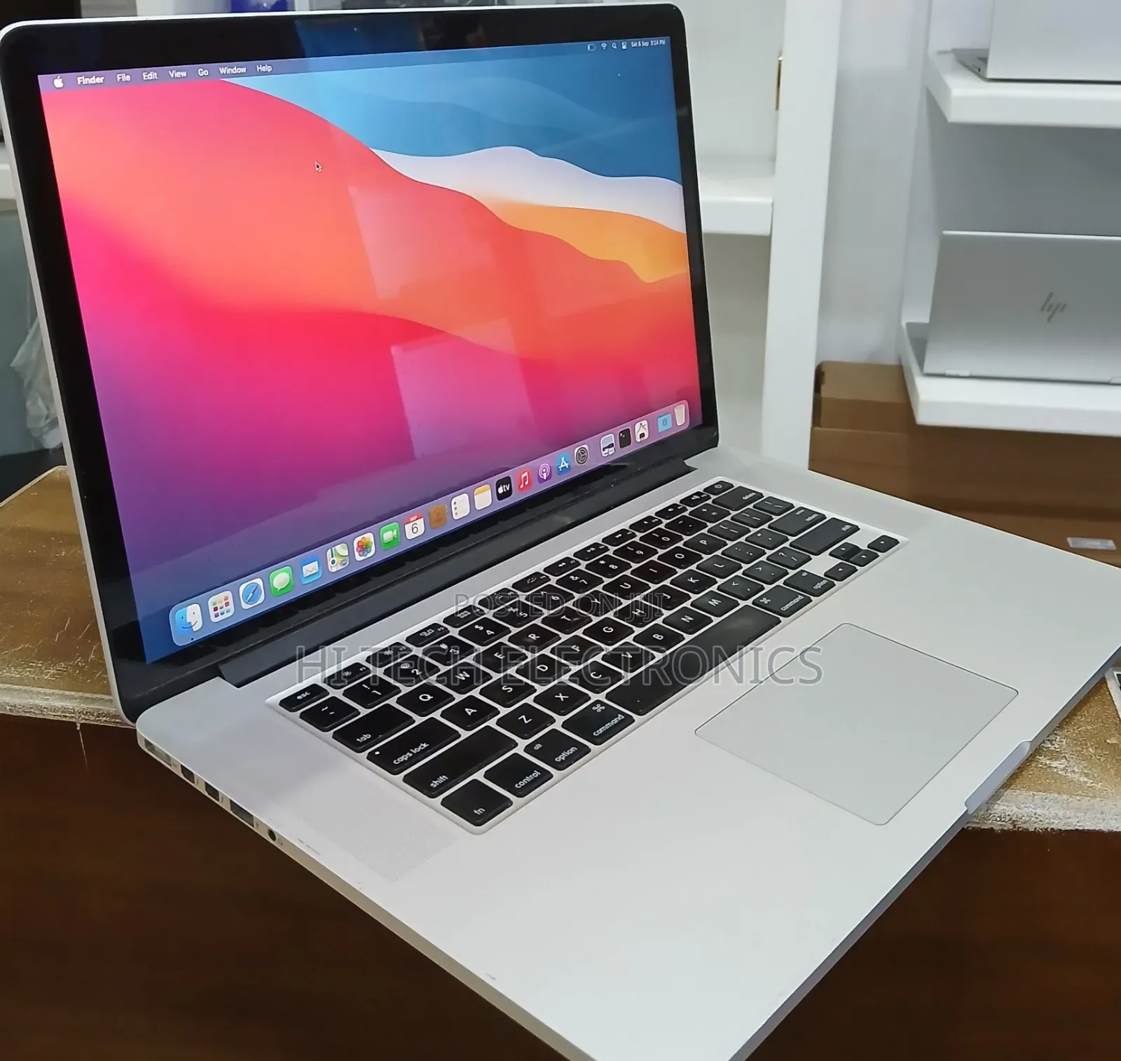 New Laptop Apple MacBook Pro 2017 16GB Intel Core I7 eMMC 256GB