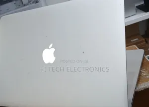 New Laptop Apple MacBook Pro 2017 16GB Intel Core I7 eMMC 256GB