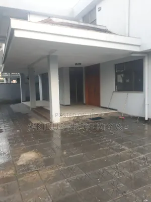 10bdrm Townhouse / Terrace in Around Nasswe, Nifas Silk-Lafto for rent