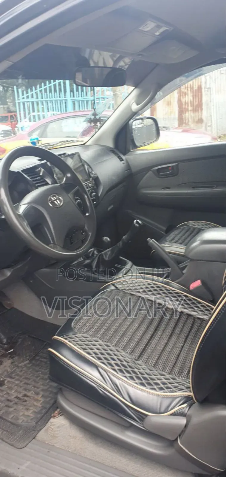 Toyota Hilux 2012 Green