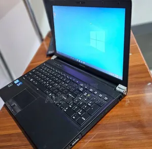 Laptop Toshiba Tecra R950 4GB Intel Core I5 SSD 320GB