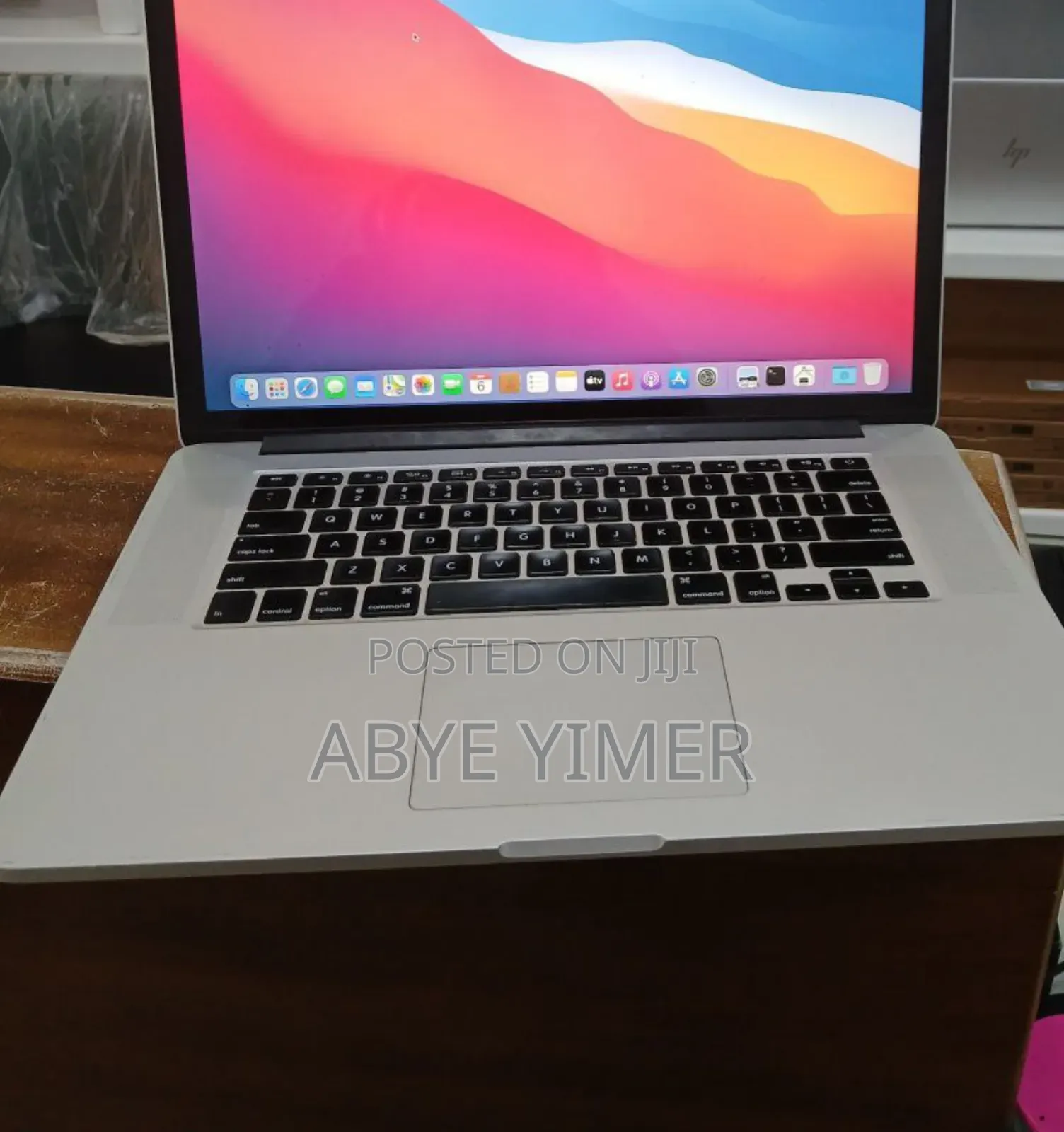 New Laptop Apple MacBook Pro 2015 16GB Intel Core I7 SSD 256GB