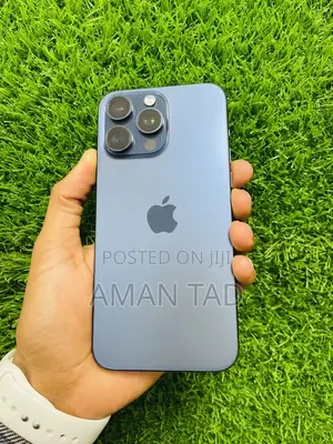 New Apple iPhone 15 Pro Max 256 GB Blue