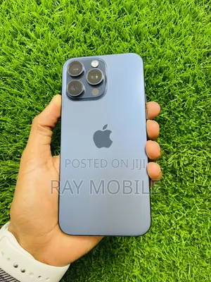 New Apple iPhone 15 Pro Max 256 GB Blue