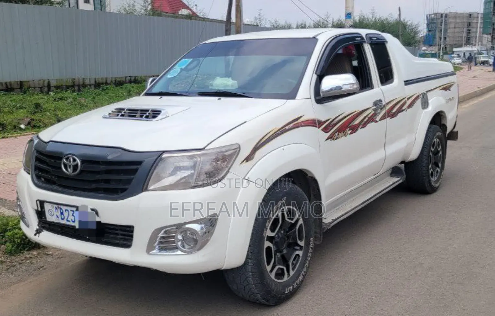 Toyota Hilux 2014 White