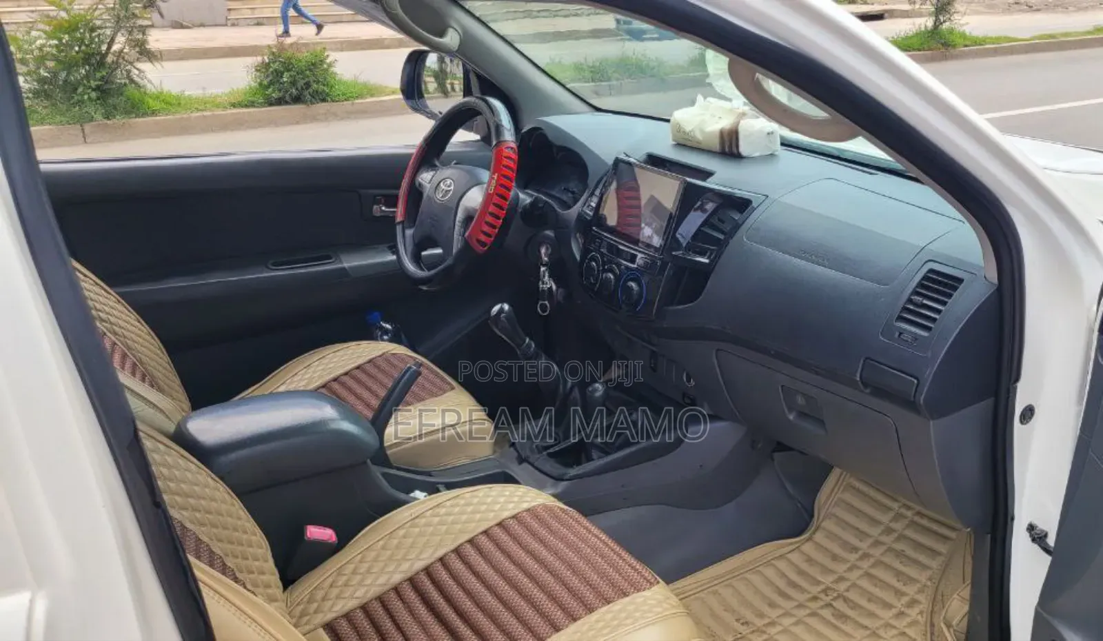 Toyota Hilux 2014 White