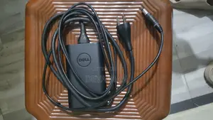 Photo - 65w Original Dell Laptop Charger Adapter