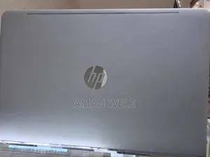 New Laptop HP Envy 17 8GB Intel Core I5 SSD 1T