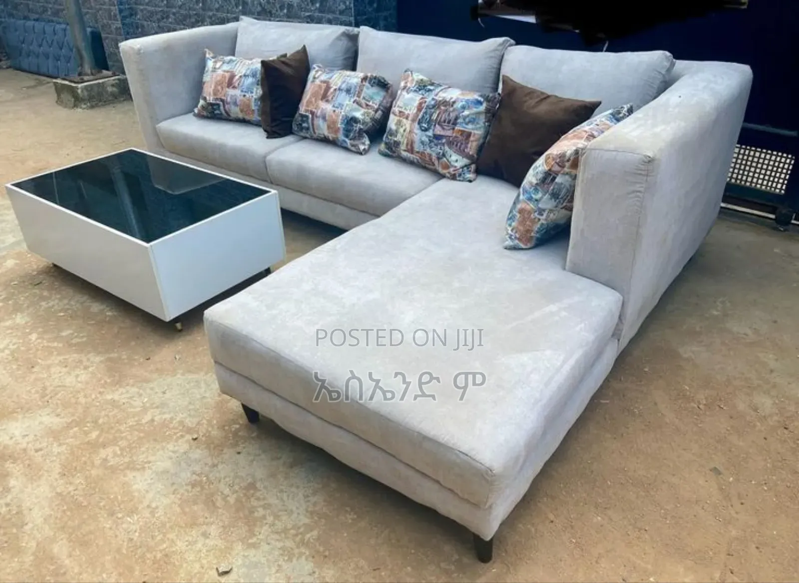 Silver L Shaped Sofa Style With Table Design