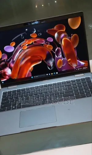 New Laptop Dell Latitude 5540 16GB Intel Core I7 SSD 512GB