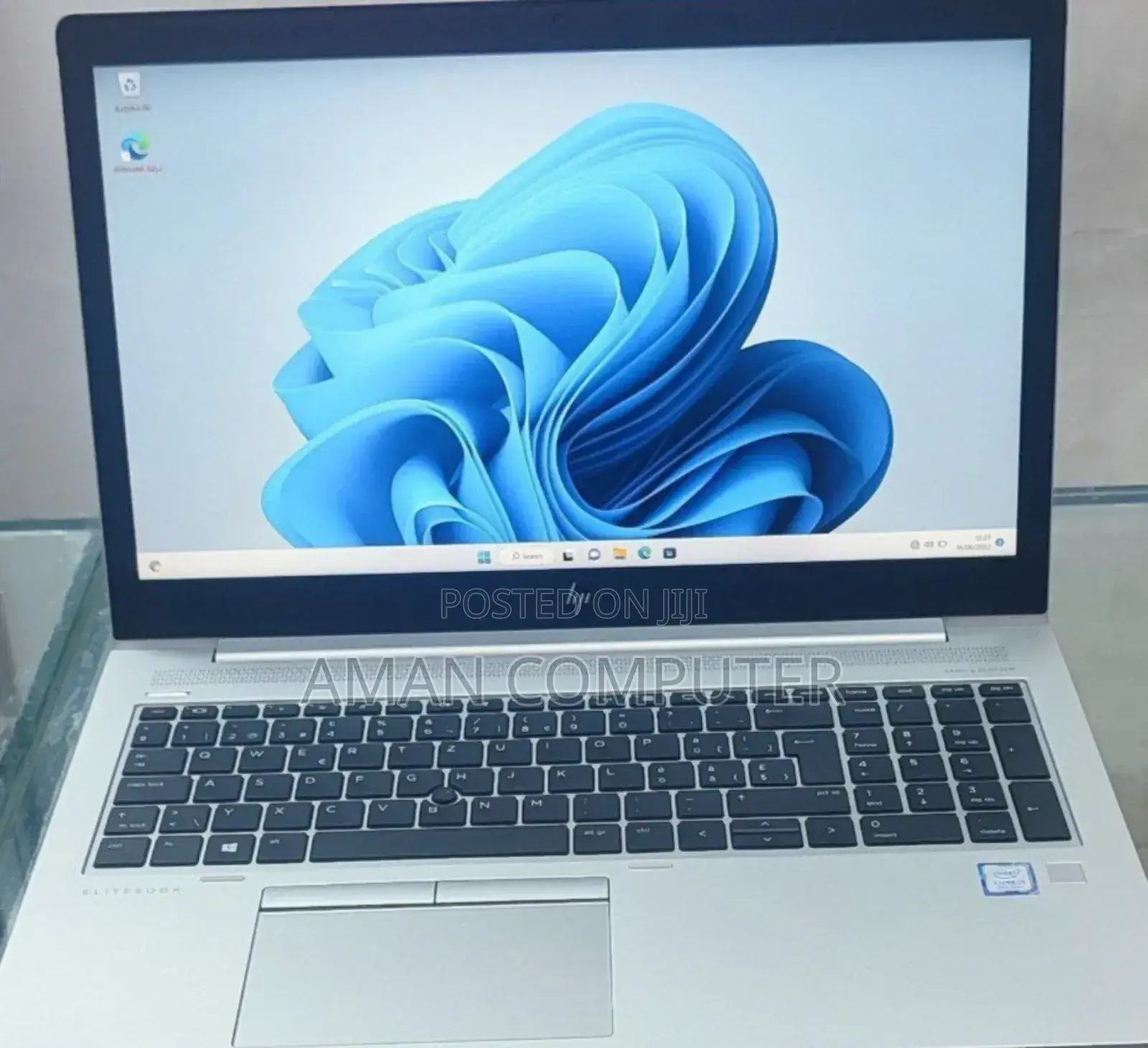 New Laptop HP EliteBook 830 8GB Intel Core I5 SSD 256GB