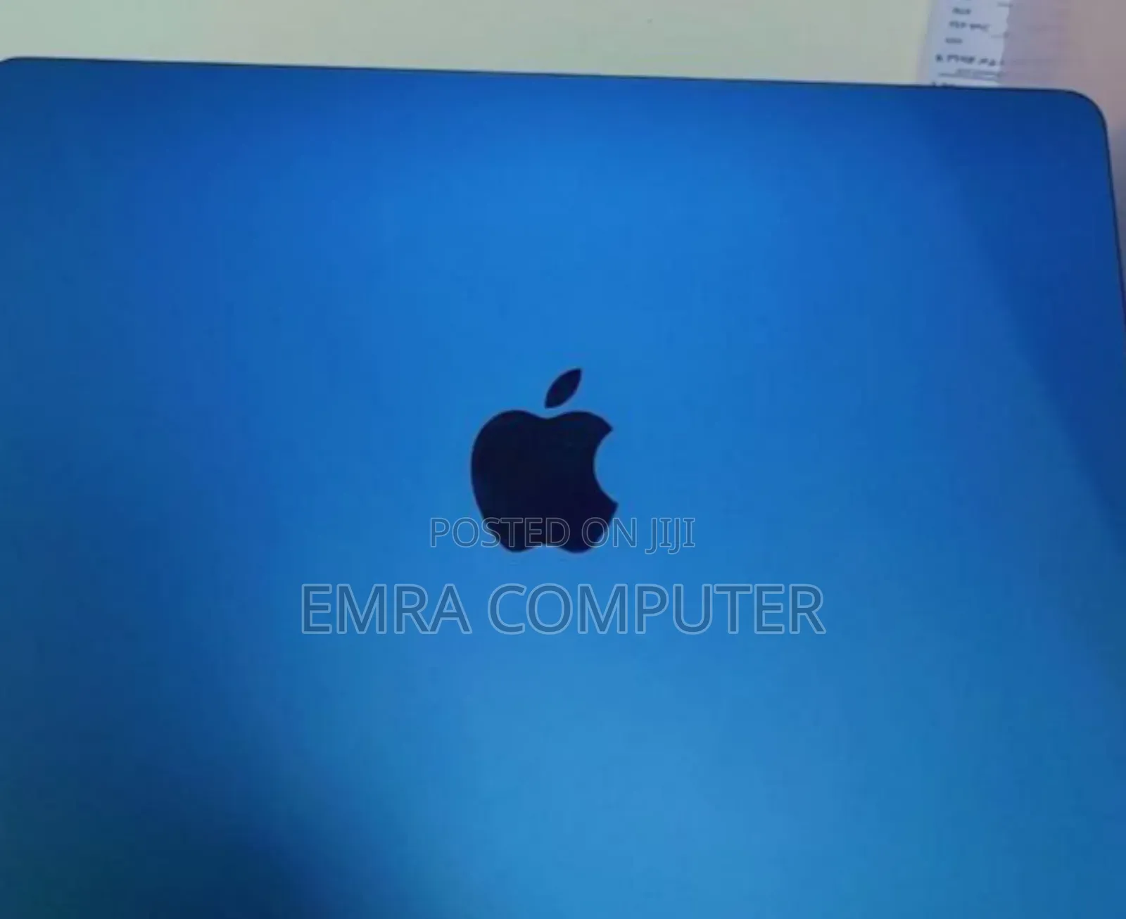 New Laptop Apple MacBook Air 2022 M2 8GB Apple M2 SSD 256GB