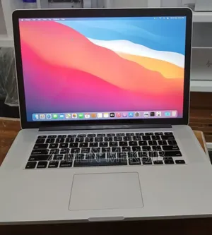 New Laptop Apple MacBook Pro 2015 16GB Intel Core I5 SSD 256GB