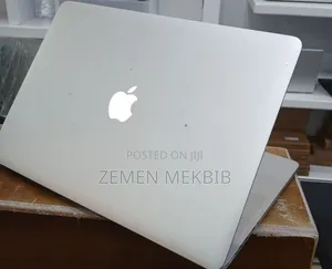 New Laptop Apple MacBook Pro 2015 16GB Intel Core I5 SSD 256GB