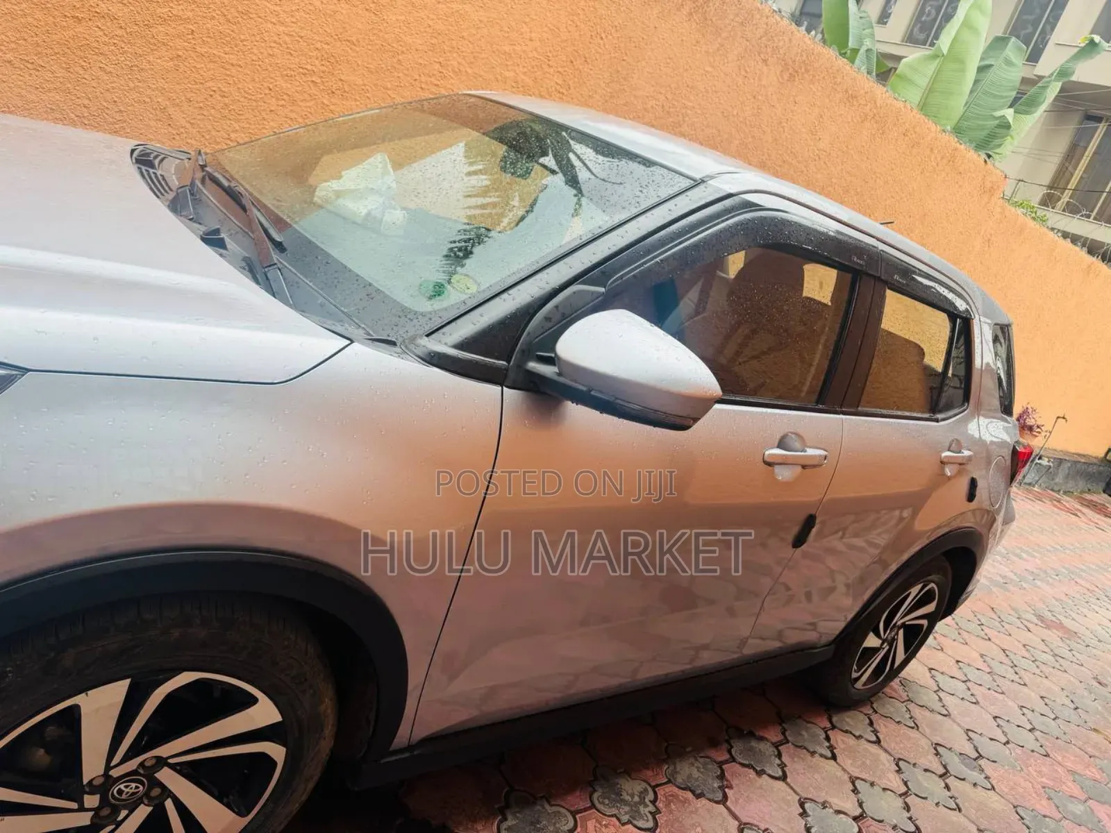 Toyota Raize 2023 Silver