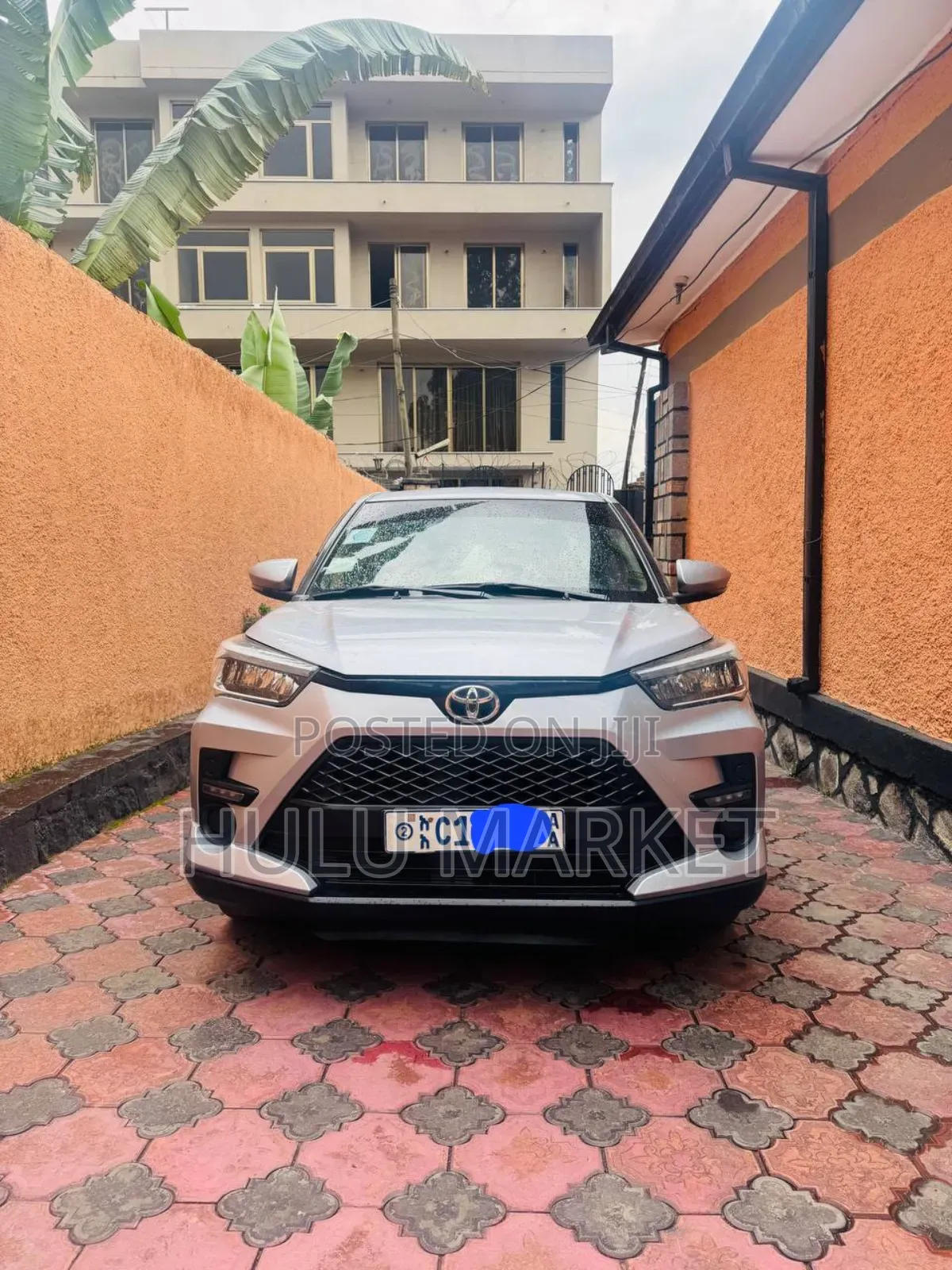 Toyota Raize 2023 Silver