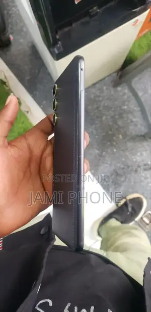 Samsung Galaxy F55 256 GB Black