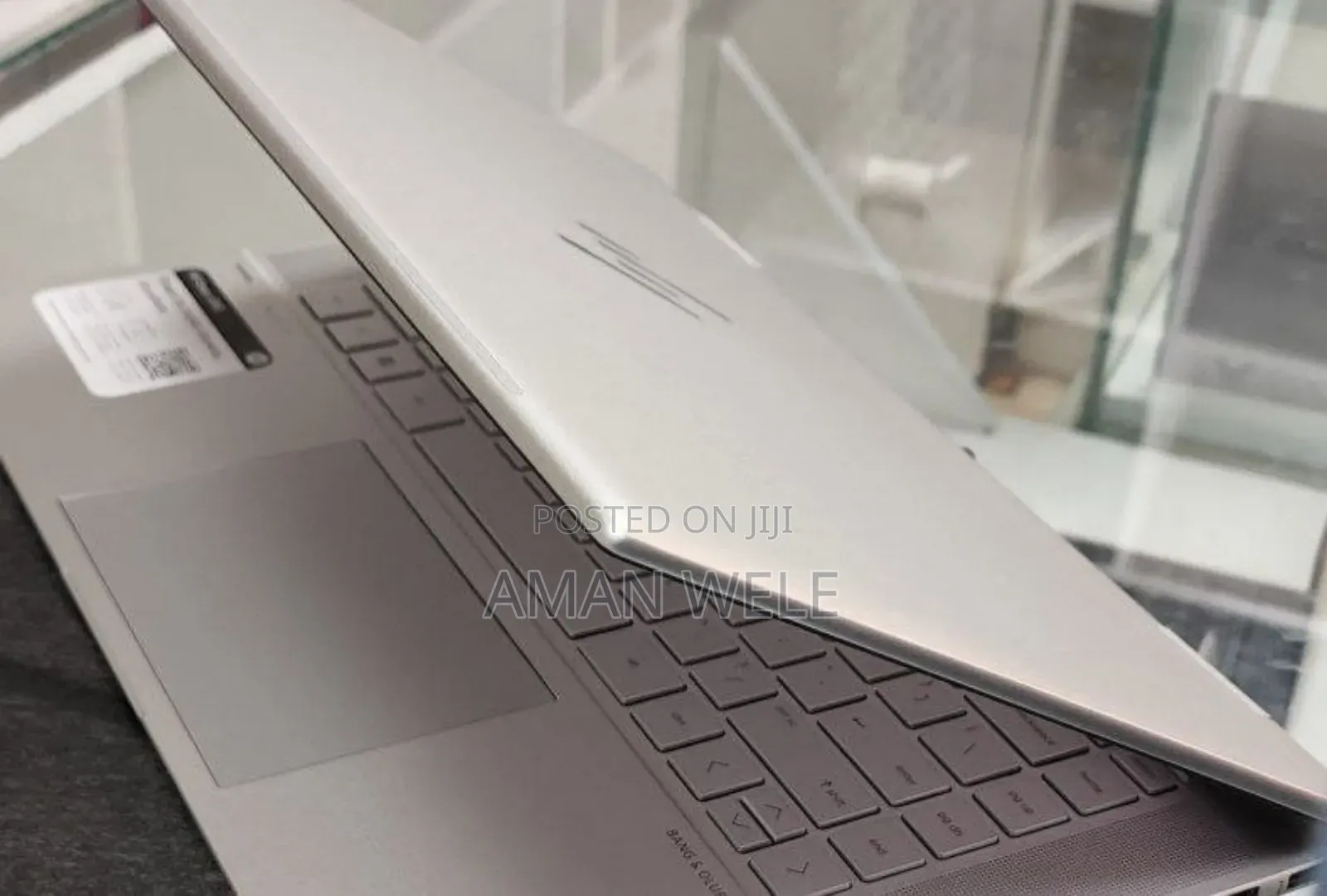 New Laptop HP Envy X360 8GB Intel Core I5 SSD 512GB