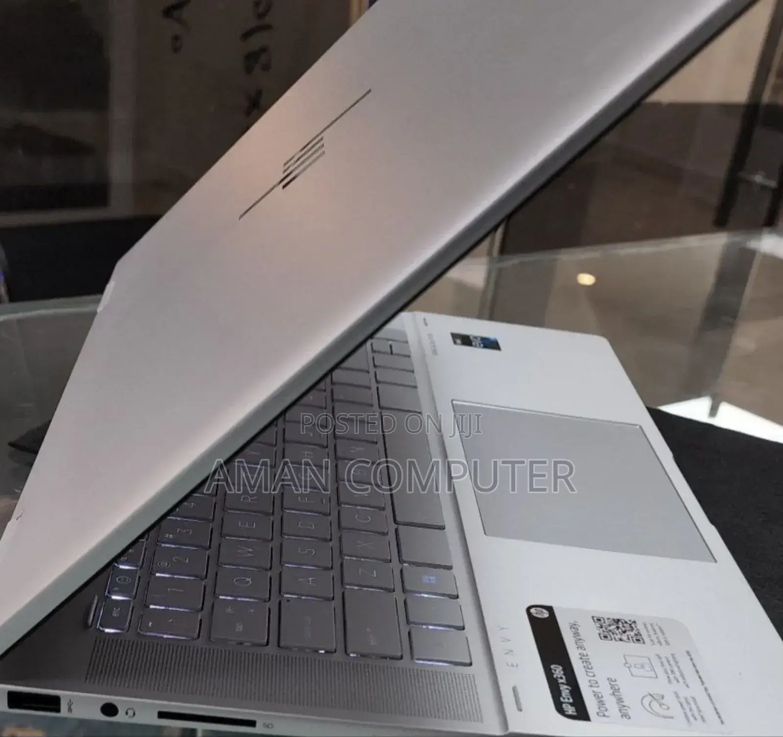 New Laptop HP Envy X360 8GB Intel Core I5 SSD 512GB