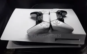 Photo - Playstation 5 Fat Ps5 Cd Version Almost New