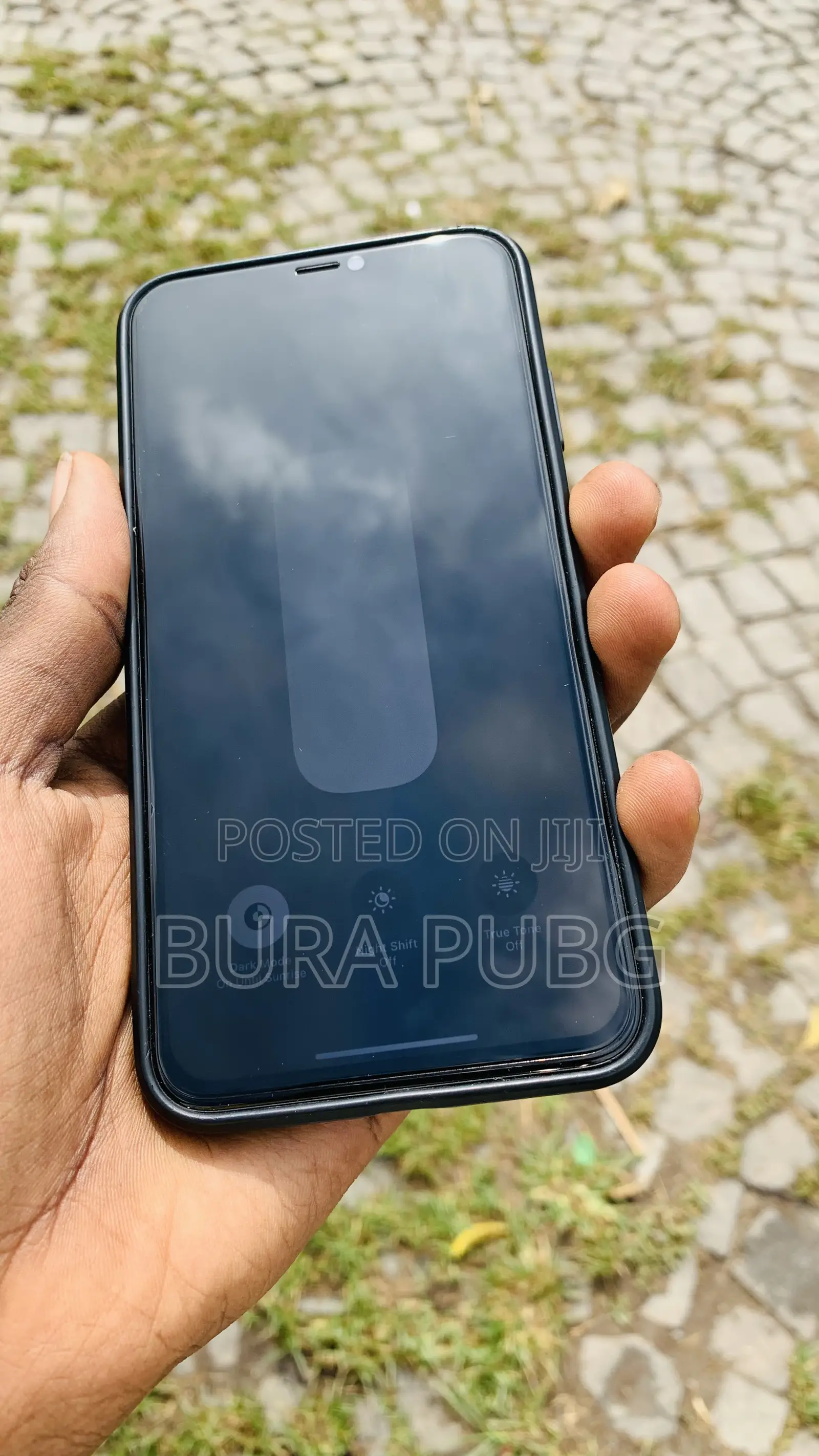 New Apple iPhone XS Max 64 GB White