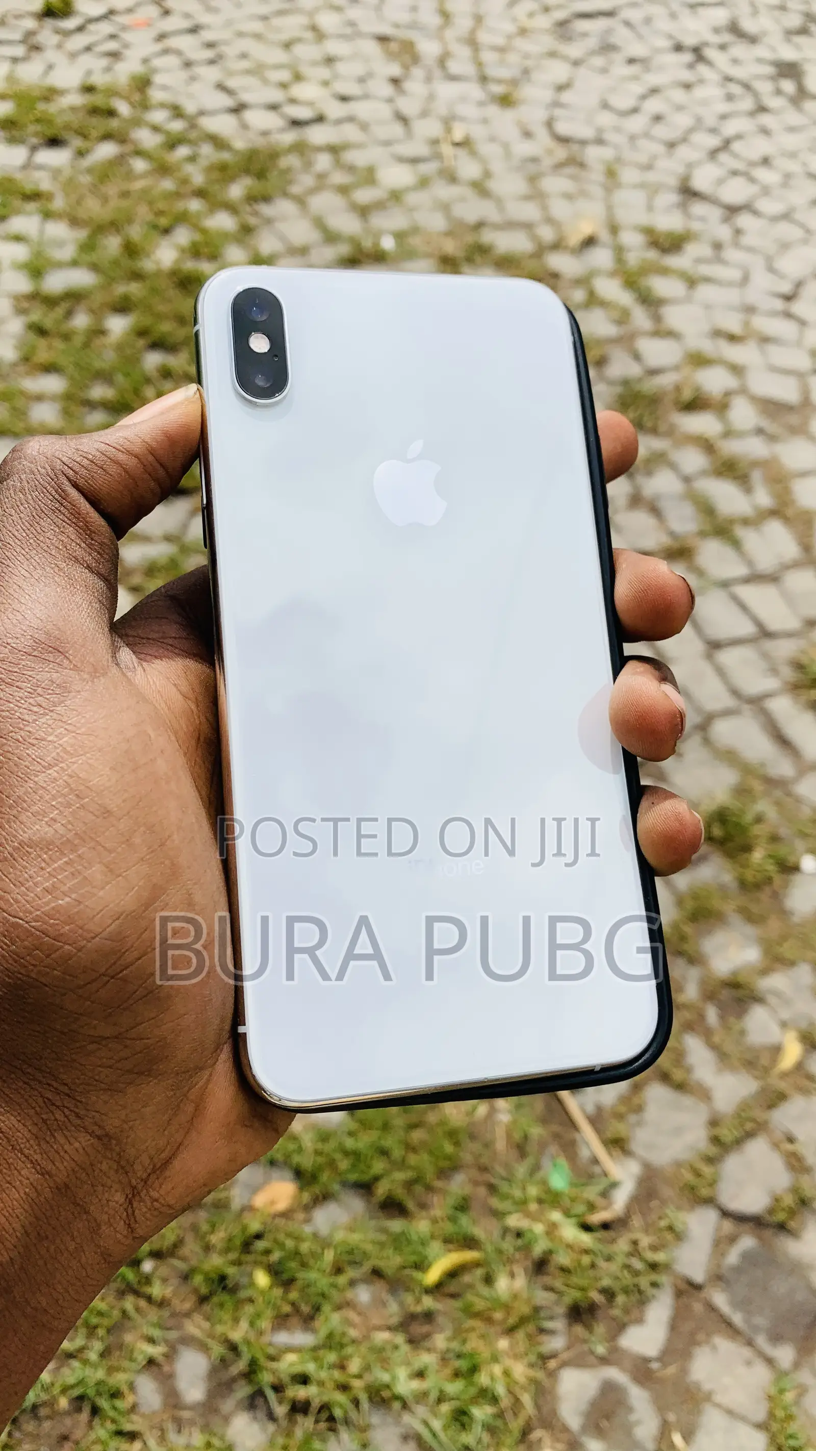 New Apple iPhone XS Max 64 GB White