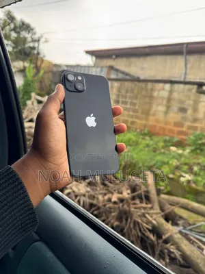 Photo - Apple iPhone 14 Plus 256 GB Black