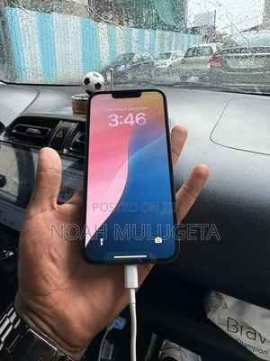 Apple iPhone 13 128 GB Green