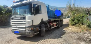 Scania የሽንት ቤት መጣጭ