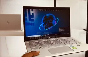 New Laptop HP Pavilion 15 8GB Intel Core I5 SSD 256GB