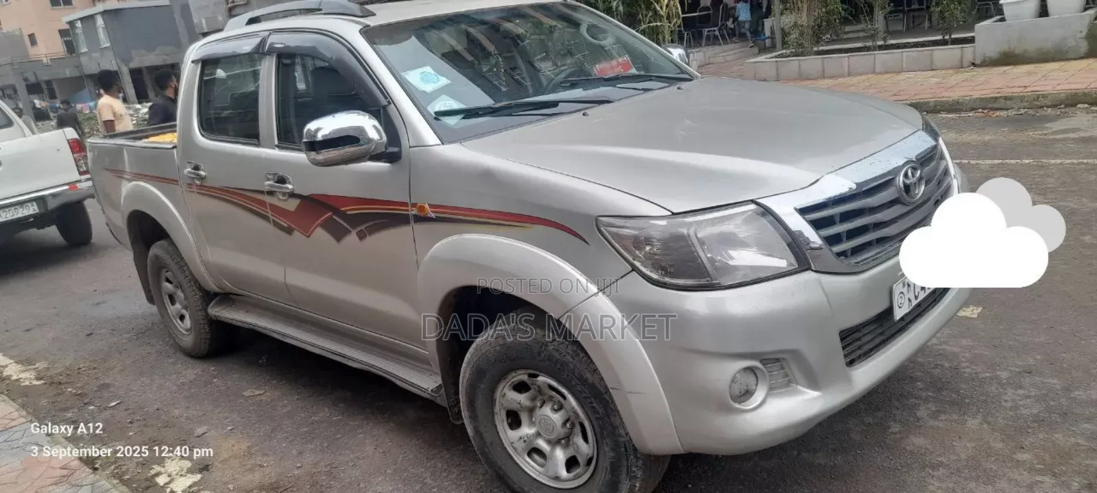 Toyota Hilux 2012 Silver