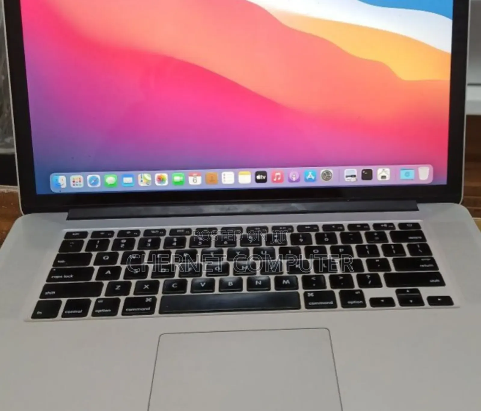 New Laptop Apple MacBook Pro 2015 16GB Intel Core I7 SSD 256GB