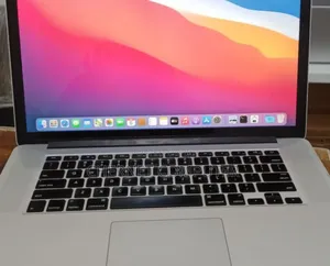New Laptop Apple MacBook Pro 2015 16GB Intel Core I7 SSD 256GB