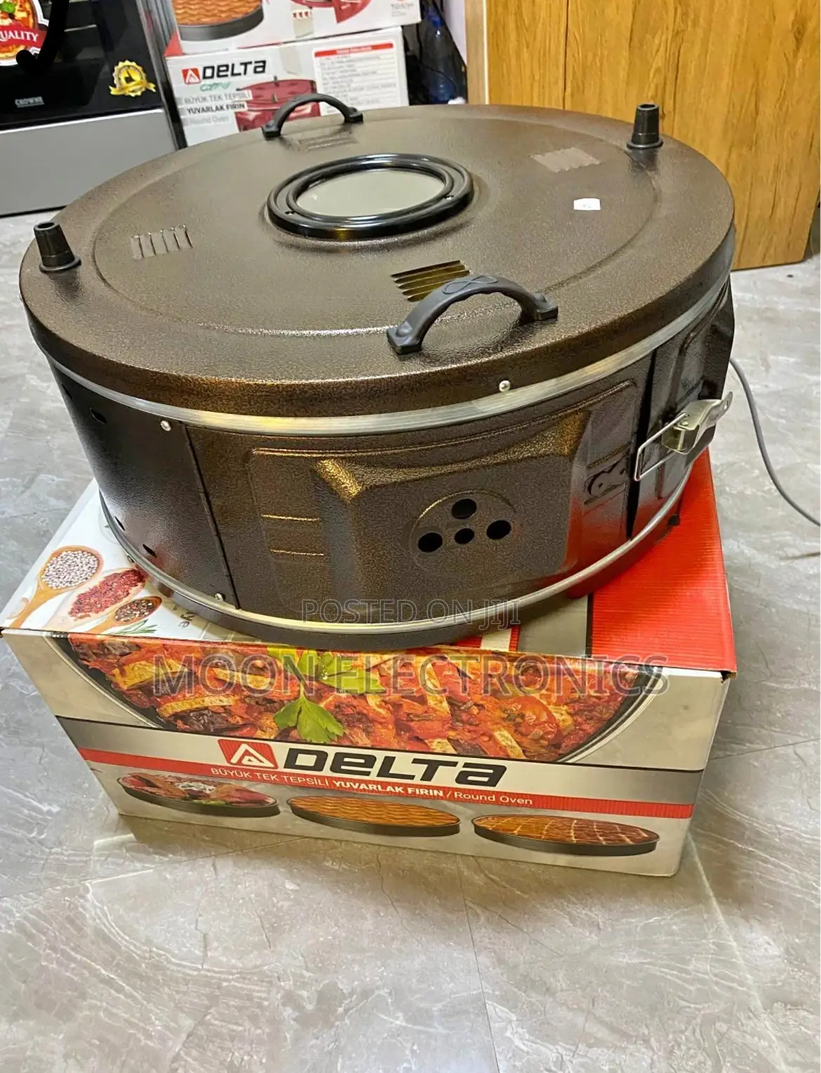 Delta Round Oven – Compact Efficient