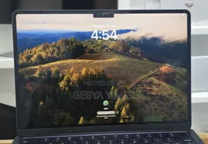 Photo - New Laptop Apple MacBook Air 2022 M2 8GB Apple M2 SSD 256GB