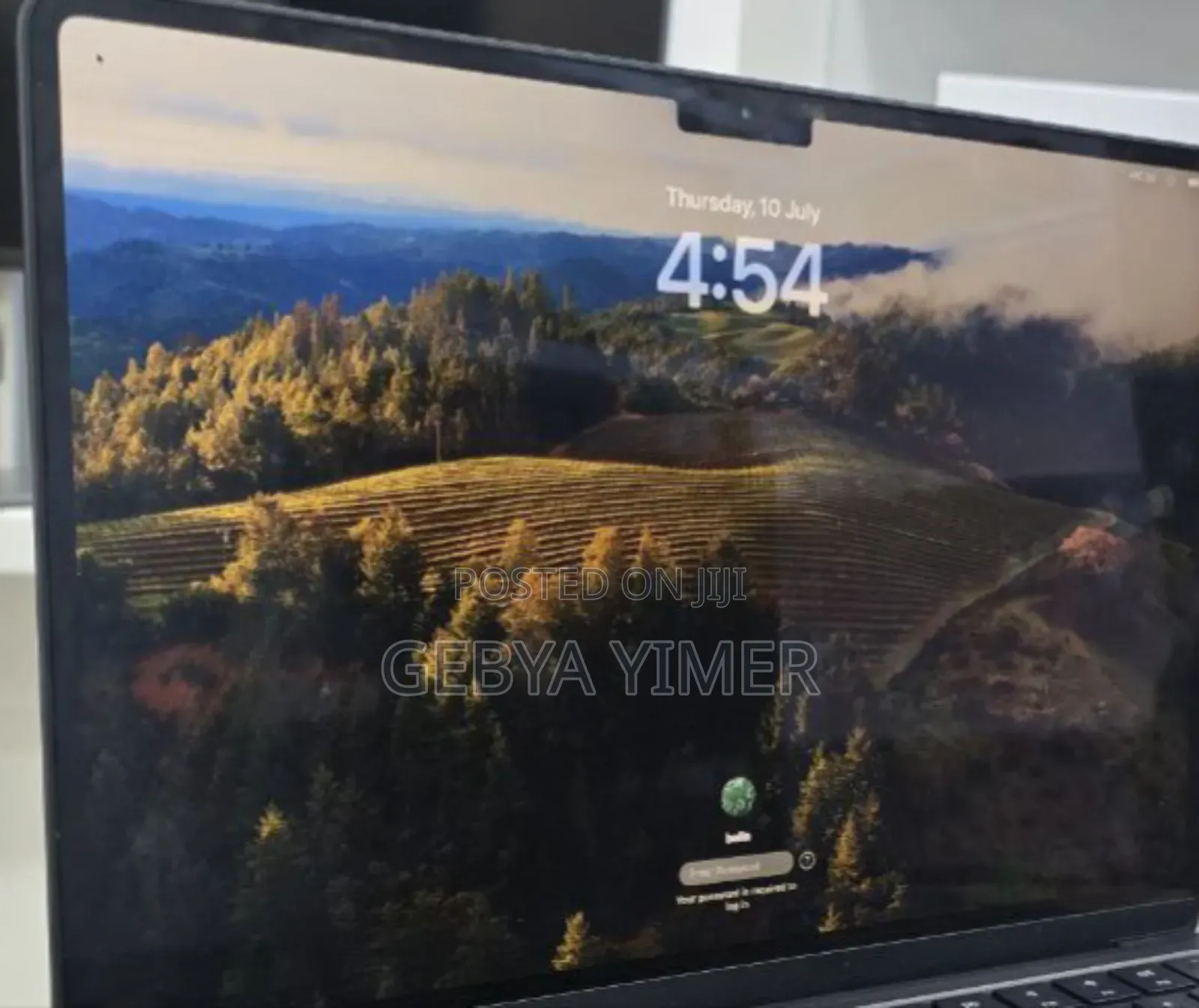 New Laptop Apple MacBook Air 2022 M2 8GB Apple M2 SSD 256GB