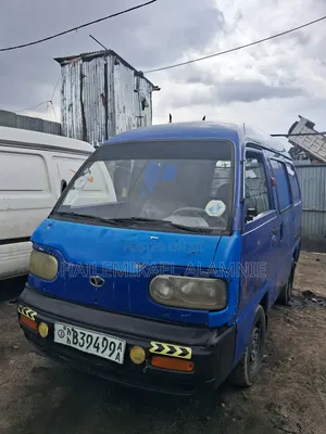 Photo - Daewoo Chairman 2006 Blue