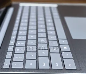 New Laptop Microsoft Surface 16GB Intel Core I5 SSD 256GB