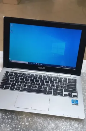 Photo - New Laptop Asus A42DE 2GB Intel Core 2 Quad HDD 350GB