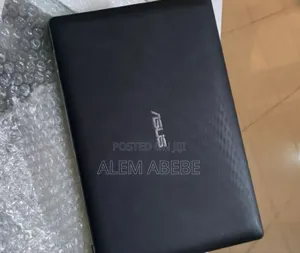 New Laptop Asus A42DE 2GB Intel Core 2 Quad HDD 350GB