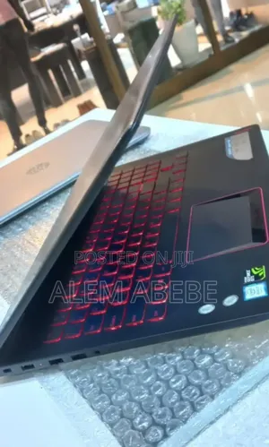 Photo - New Laptop Lenovo Legion Y520 16GB Intel Core I7 HDD 1T