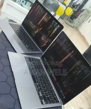 New Laptop Apple MacBook Air 2020 M1 16GB Intel Core I7 SSD 256GB