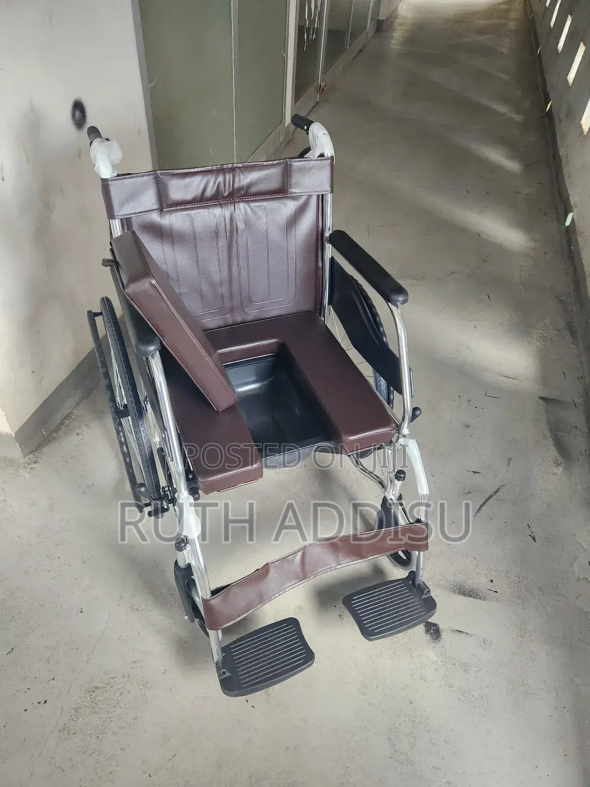ኮሞዶ ባለ ፖፖ ዊልቸር Wheelchair欸你wheelchair煞星wheelchair两我wheelchair Medical