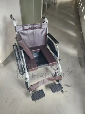 ኮሞዶ ባለ ፖፖ ዊልቸር Wheelchair欸你wheelchair煞星wheelchair两我wheelchair Medical